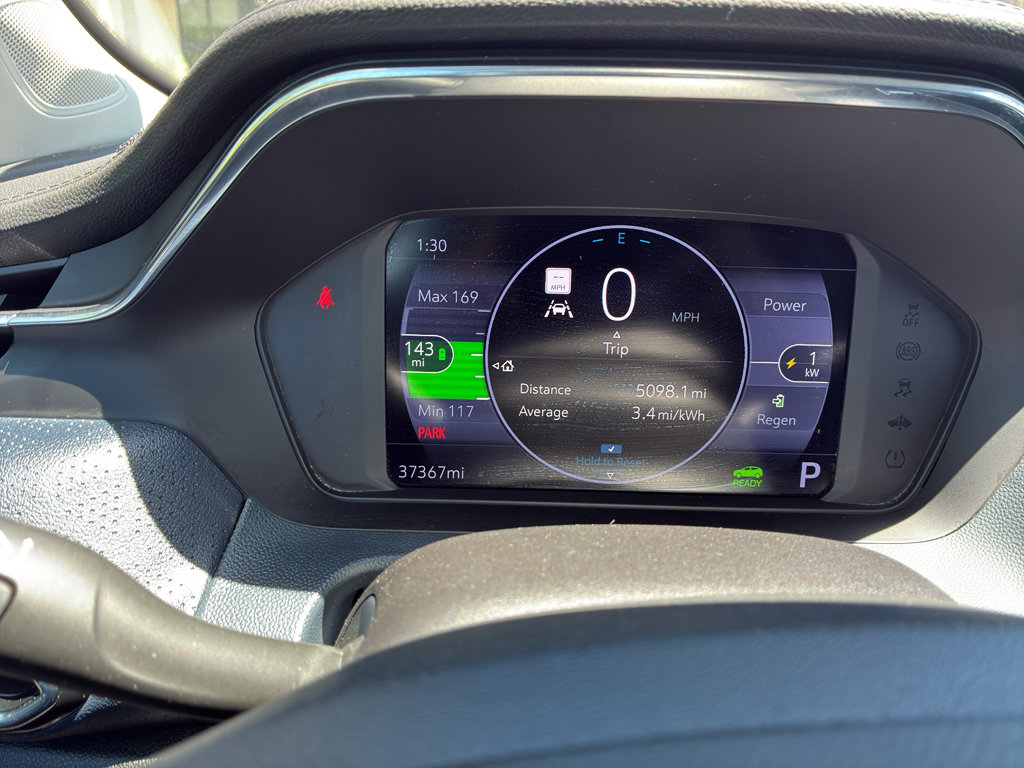 Used 2023 Chevrolet Bolt EUV Premier w/ Sun & Sound Package FWD image 25