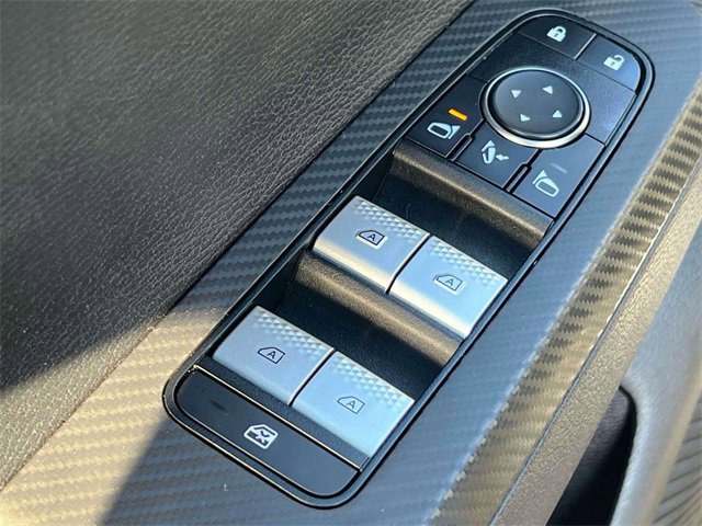 Used 2022 Mitsubishi Outlander SEL image 18