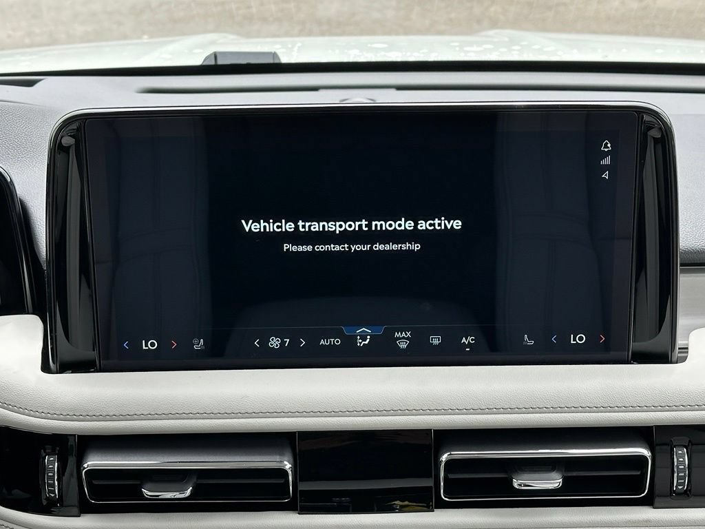 New 2026 Lincoln Aviator Reserve w/ Jet Appearance Package AWD/4WD image 12