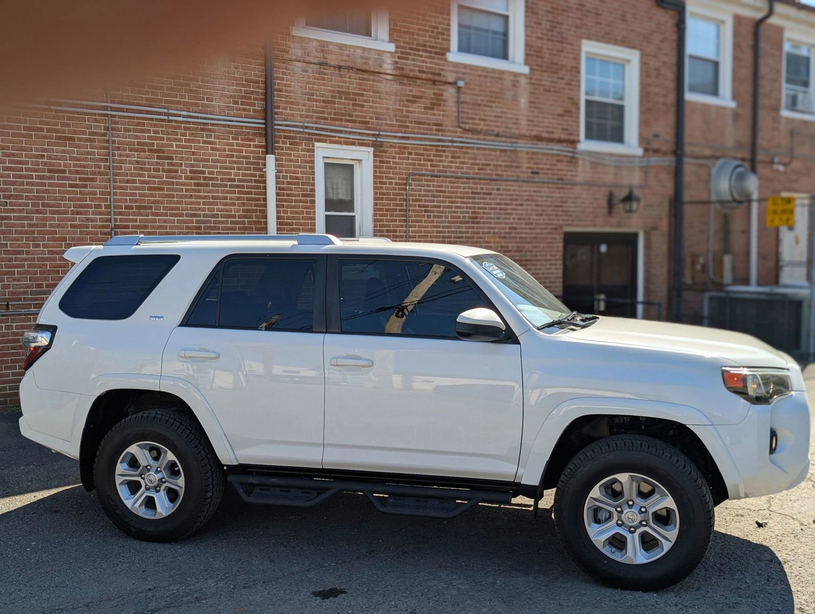 Used 2017 Toyota 4Runner SR5 image 9