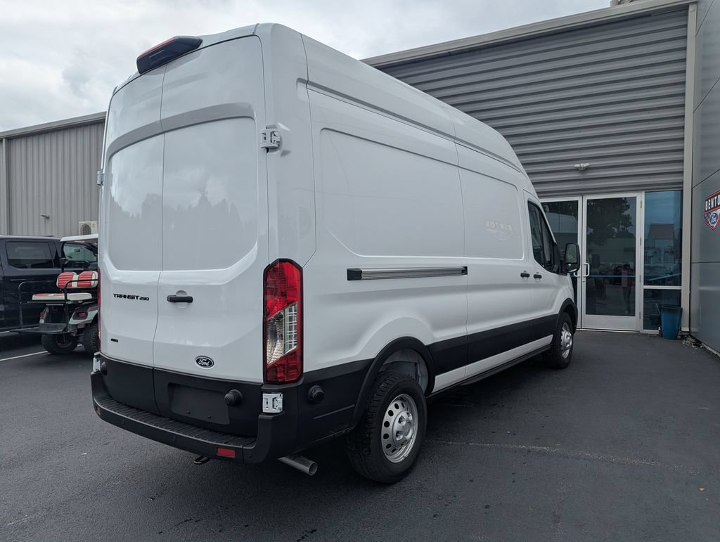 New 2026 Ford Transit 250 148 High Roof AWD image 5