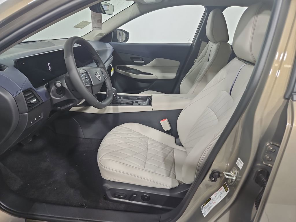 New 2026 Nissan Sentra SL w/ Floor Mat Package FWD image 9