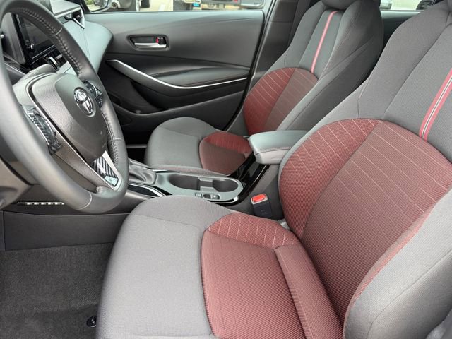 Used 2025 Toyota Corolla SE FWD image 9