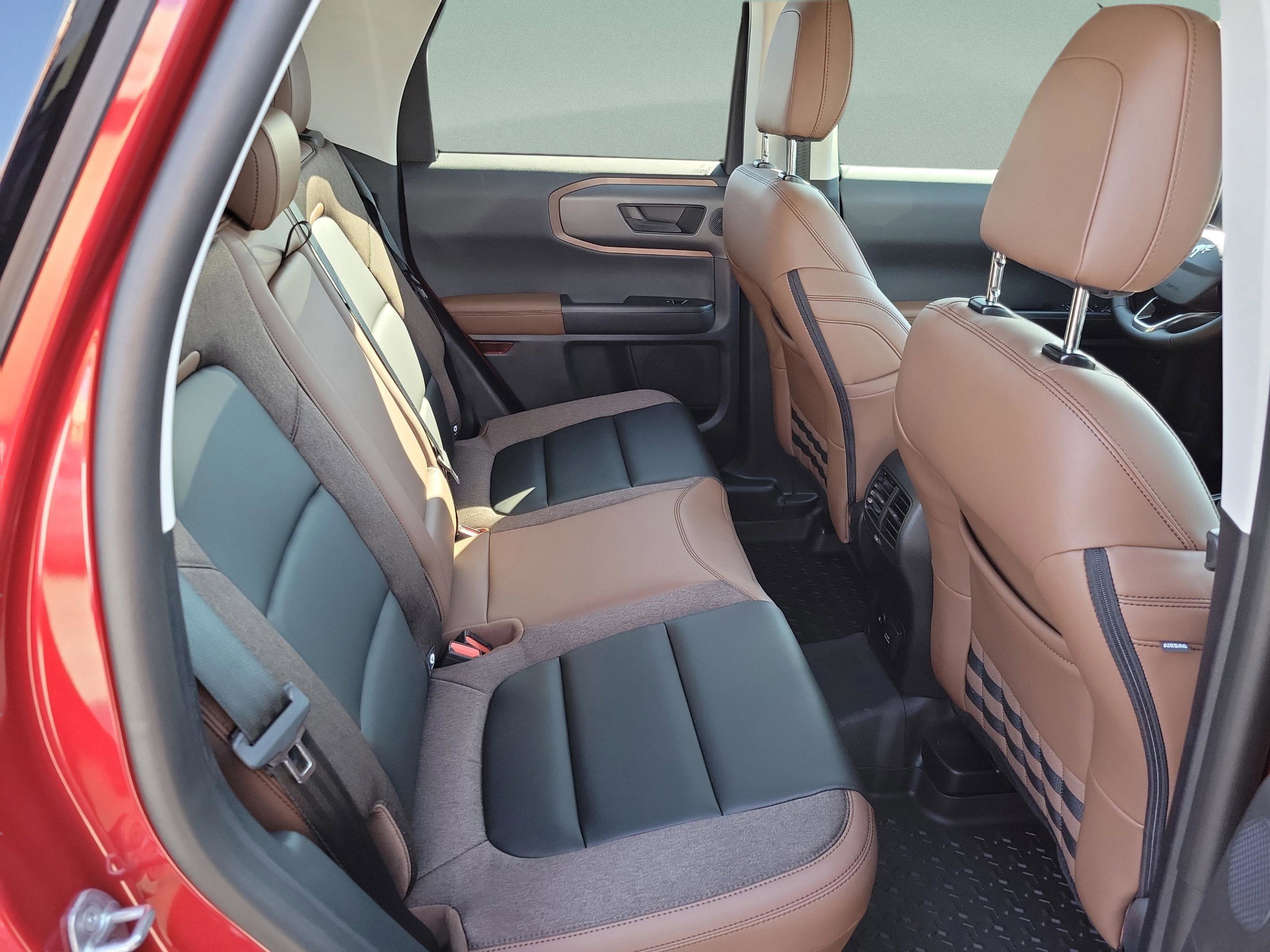 New 2025 Ford Bronco Sport Outer Banks w/ Sasquatch Outer Banks Package AWD/4WD image 12