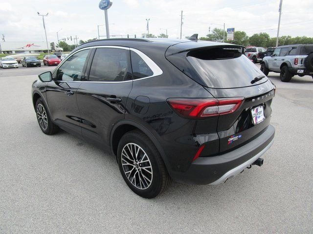 New 2024 Ford Escape SE w/ PHEV Premium Package image 4