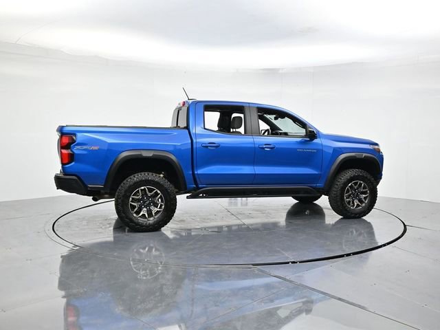 Used 2024 Chevrolet Colorado ZR2 w/ Technology Package AWD/4WD video 2