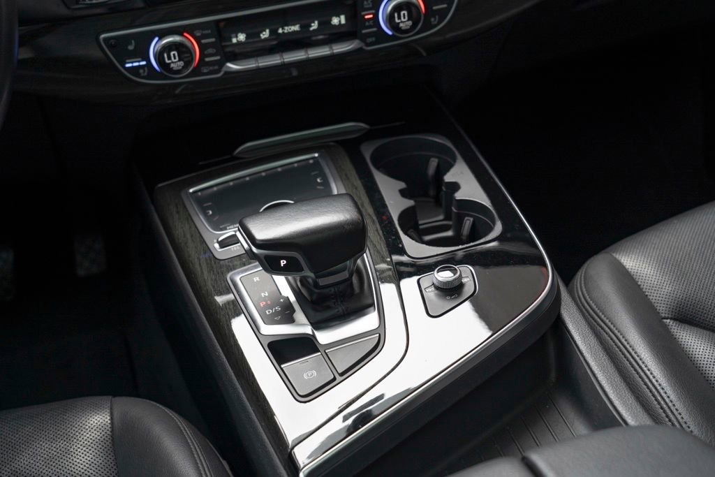 Used 2017 Audi Q7 3.0T Premium Plus w/ Premium Plus Package image 28