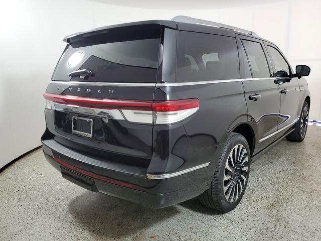 Used 2024 Lincoln Navigator Black Label image 5