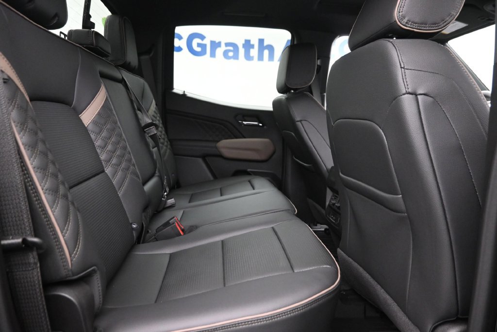 New 2026 GMC Canyon Denali AWD/4WD image 10
