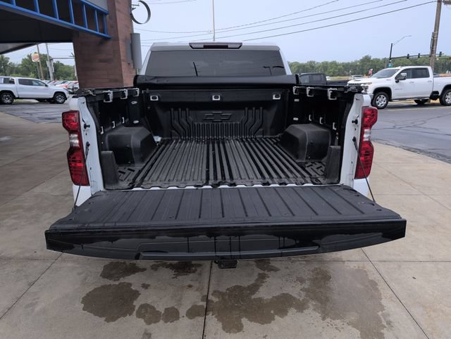Used 2024 Chevrolet Silverado 1500 LT AWD/4WD image 31