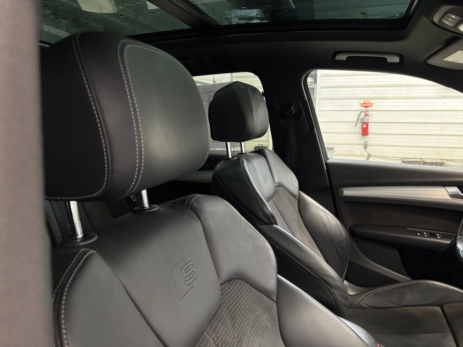 Used 2018 Audi SQ5 Prestige w/ Prestige Package image 26