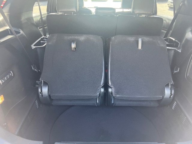 Used 2018 Ford Explorer Platinum image 19