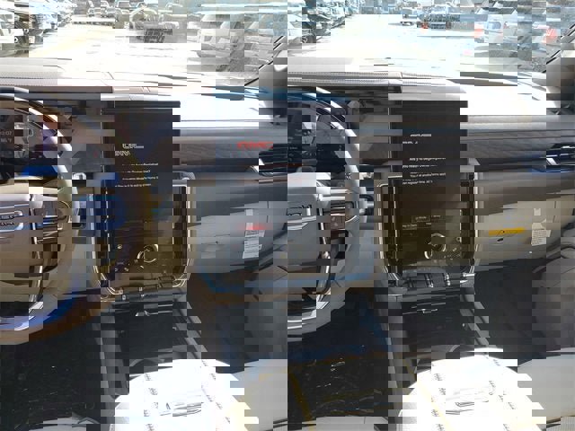New 2026 GMC Yukon Denali image 14