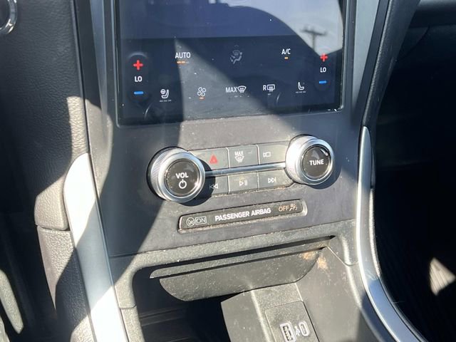 Certified 2024 Ford Edge SEL w/ Sport Appearance Package image 25