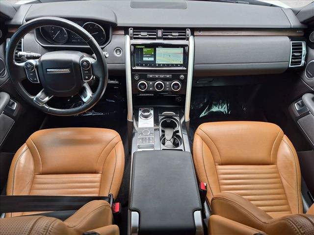 Used 2017 Land Rover Discovery HSE AWD/4WD image 20