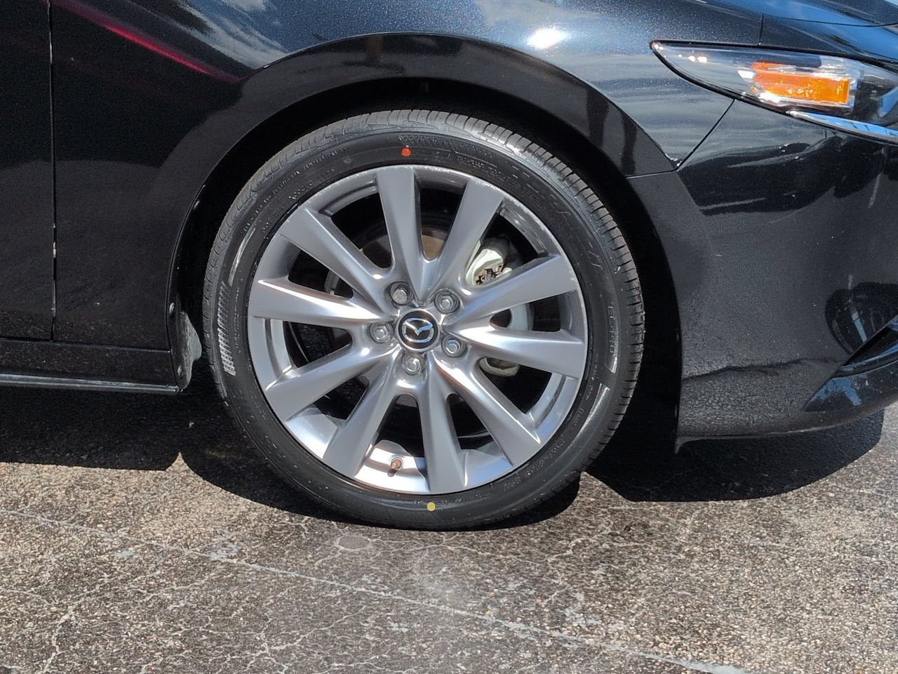 Used 2023 MAZDA MAZDA3 s FWD image 11