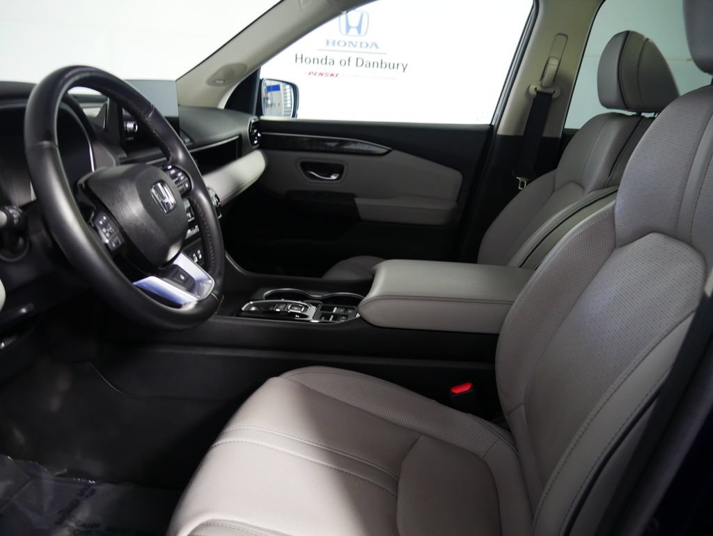 Used 2023 Honda Pilot Elite image 15