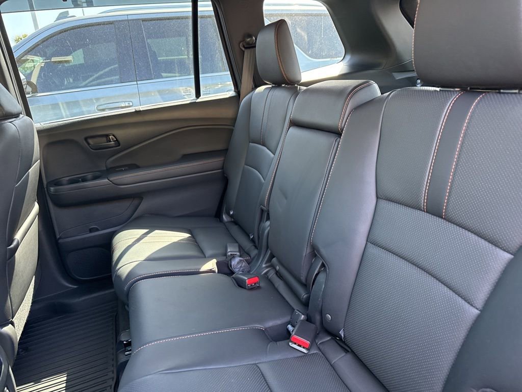 Certified 2023 Honda Passport TrailSport image 9
