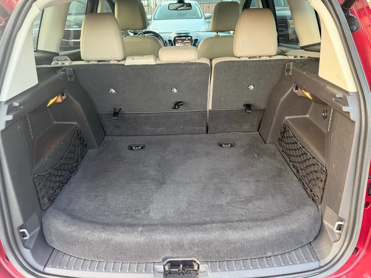 Used 2013 Ford C-MAX SEL FWD image 25