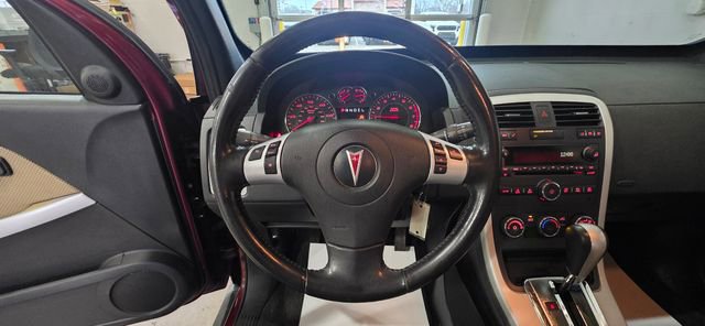 Used 2008 Pontiac Torrent 2WD w/ Preferred Package image 14