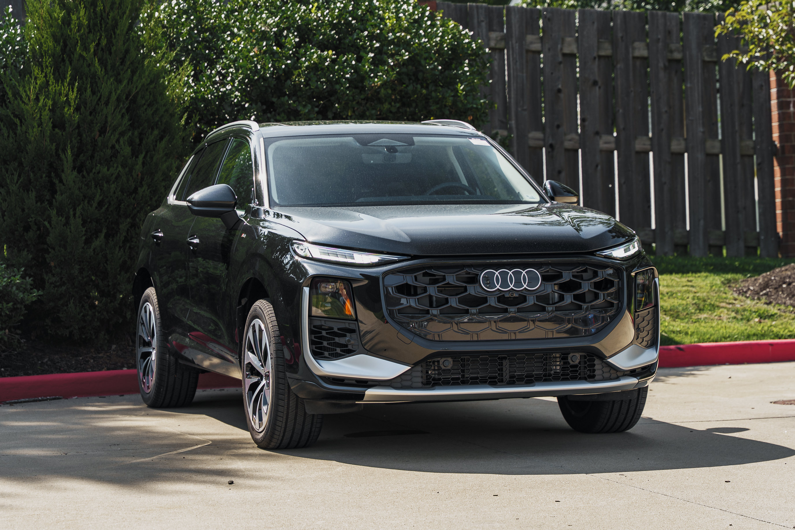 Certified 2026 Audi Q3 quattro 2.0T AWD/4WD image 2