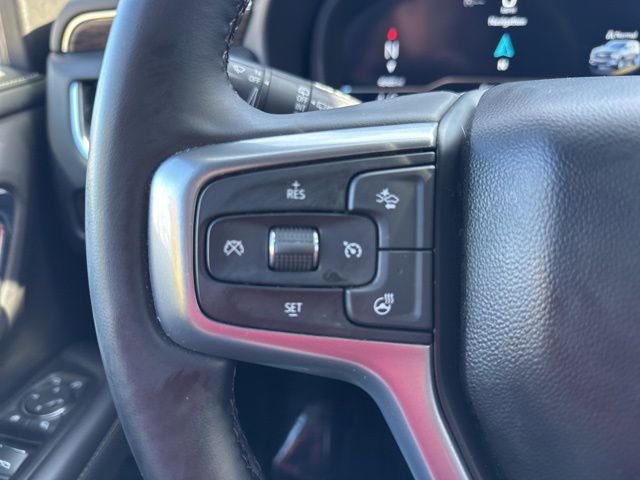 Used 2024 Chevrolet Suburban Premier image 15