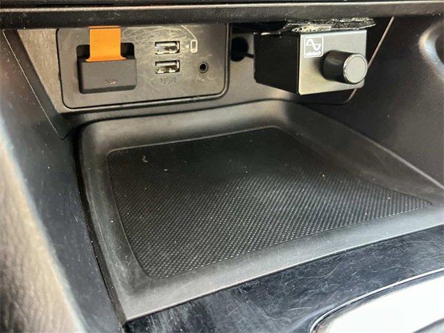 Used 2018 MAZDA MAZDA3 Touring image 32