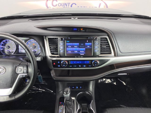 Certified 2017 Toyota Highlander Plus AWD/4WD image 15