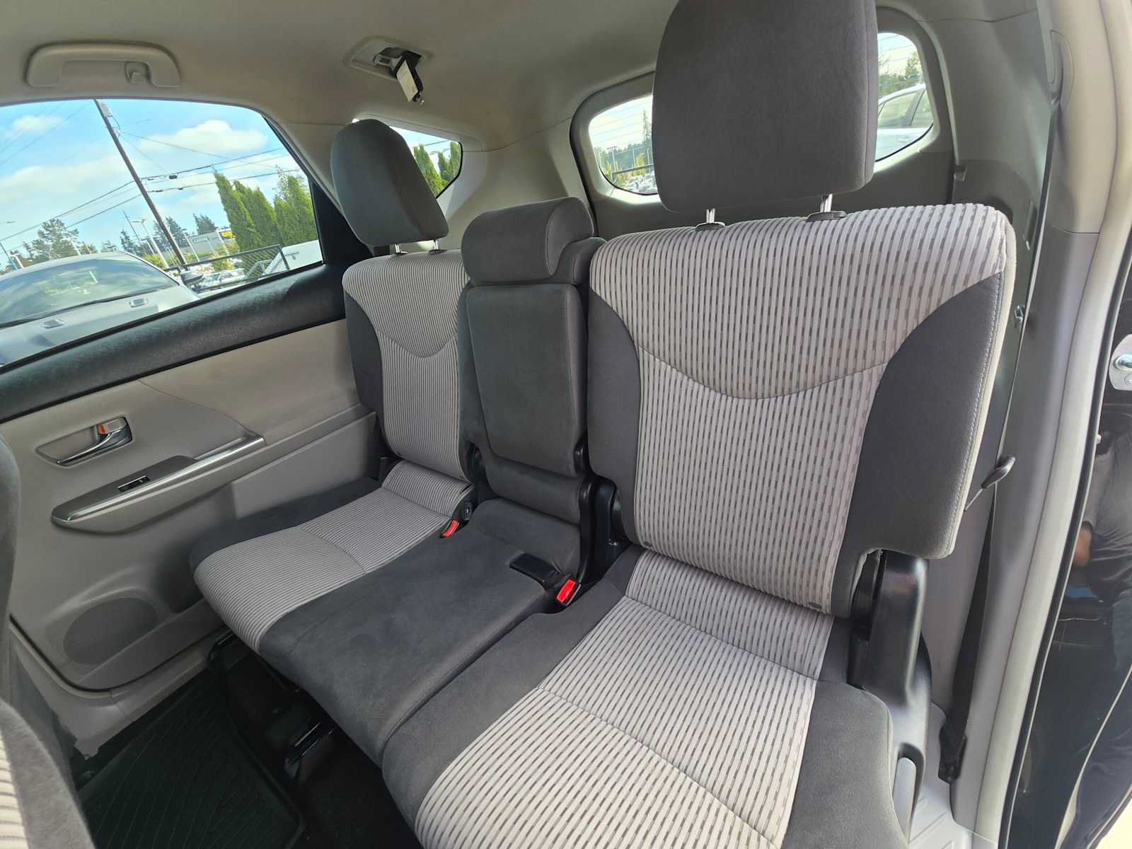 Used 2015 Toyota Prius V Three FWD image 17