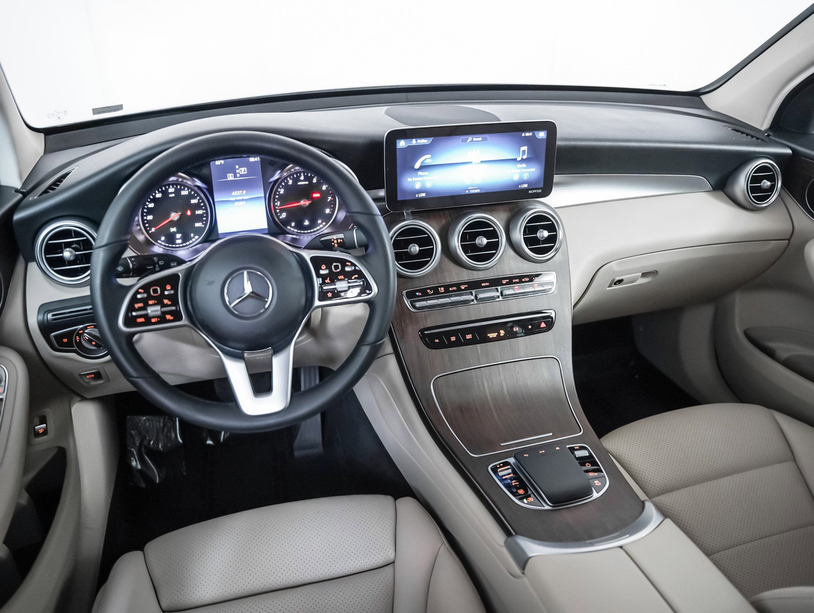 Certified 2022 Mercedes-Benz GLC 300 image 18