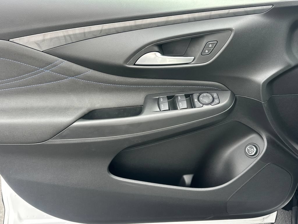 New 2026 Buick Envista Sport Touring w/ Convenience I Package FWD image 13
