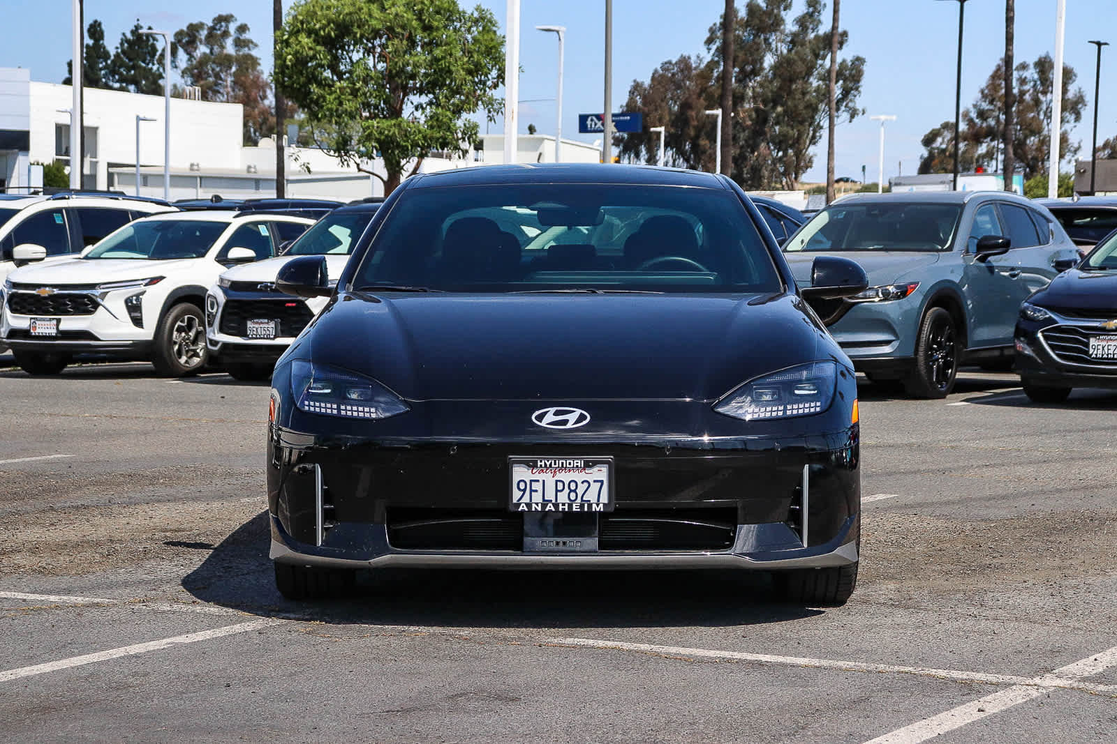 Used 2023 Hyundai Ioniq 6 SE RWD image 2