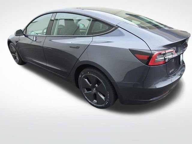 Used 2023 Tesla Model 3 Standard Range image 5