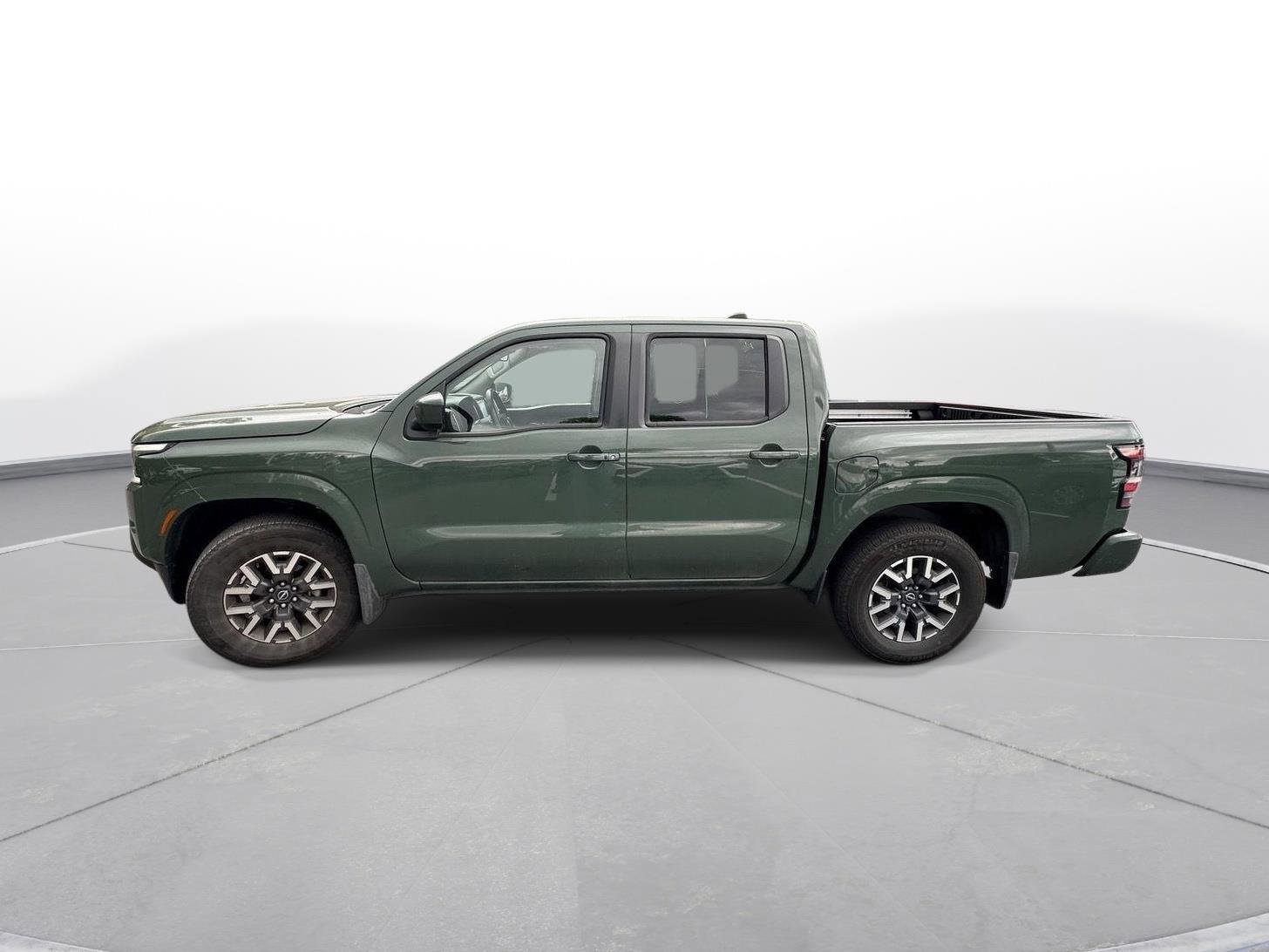 Used 2024 Nissan Frontier SL w/ Technology Package RWD image 9