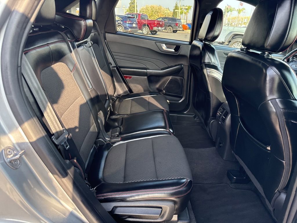 Used 2024 Ford Escape ST-Line image 15