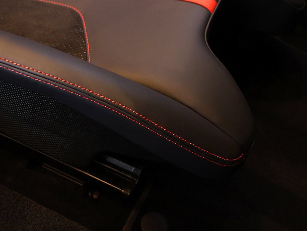 Certified 2023 Ferrari F8 Tributo RWD image 30