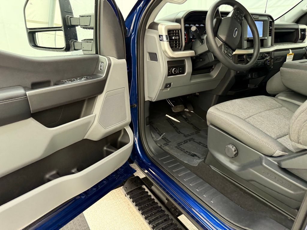 New 2026 Ford F350 XL w/ STX Appearance Package AWD/4WD image 30