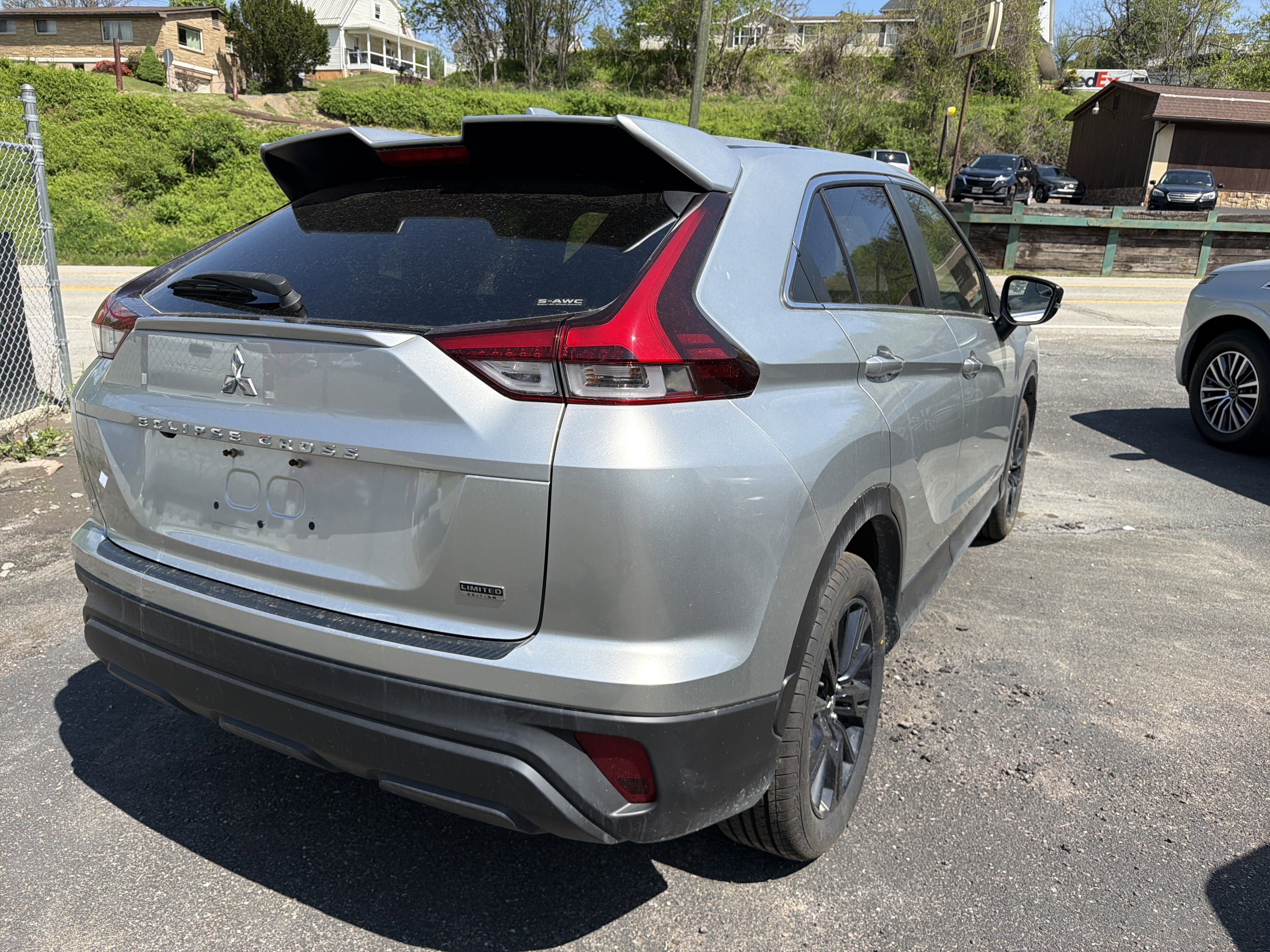 Used 2023 Mitsubishi Eclipse Cross LE AWD/4WD image 4