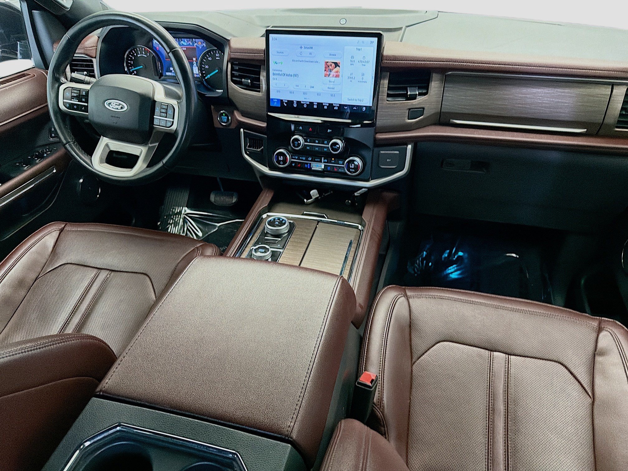 Used 2024 Ford Expedition Limited AWD/4WD image 12