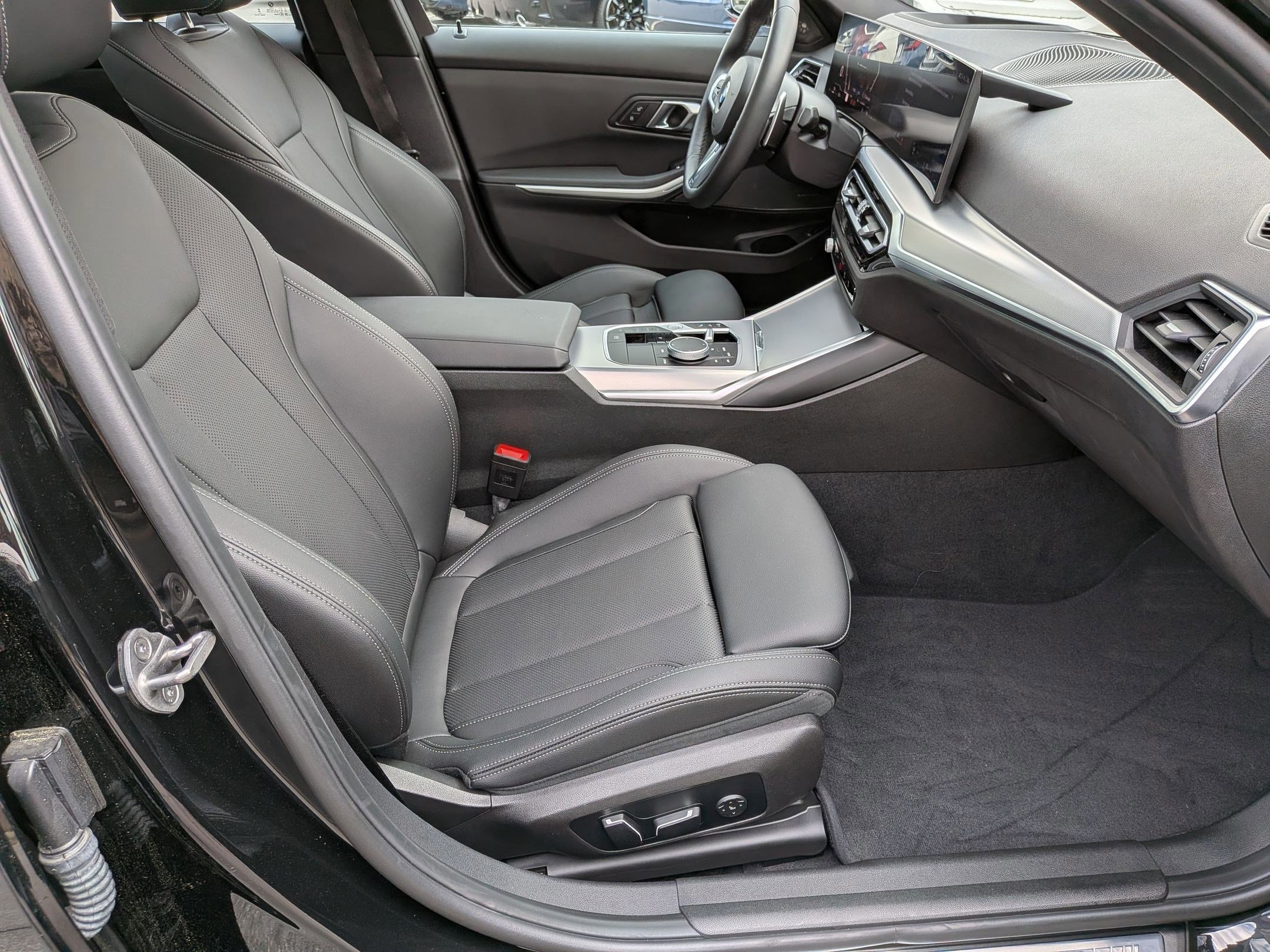 Certified 2024 BMW M340i w/ Premium Package RWD image 38