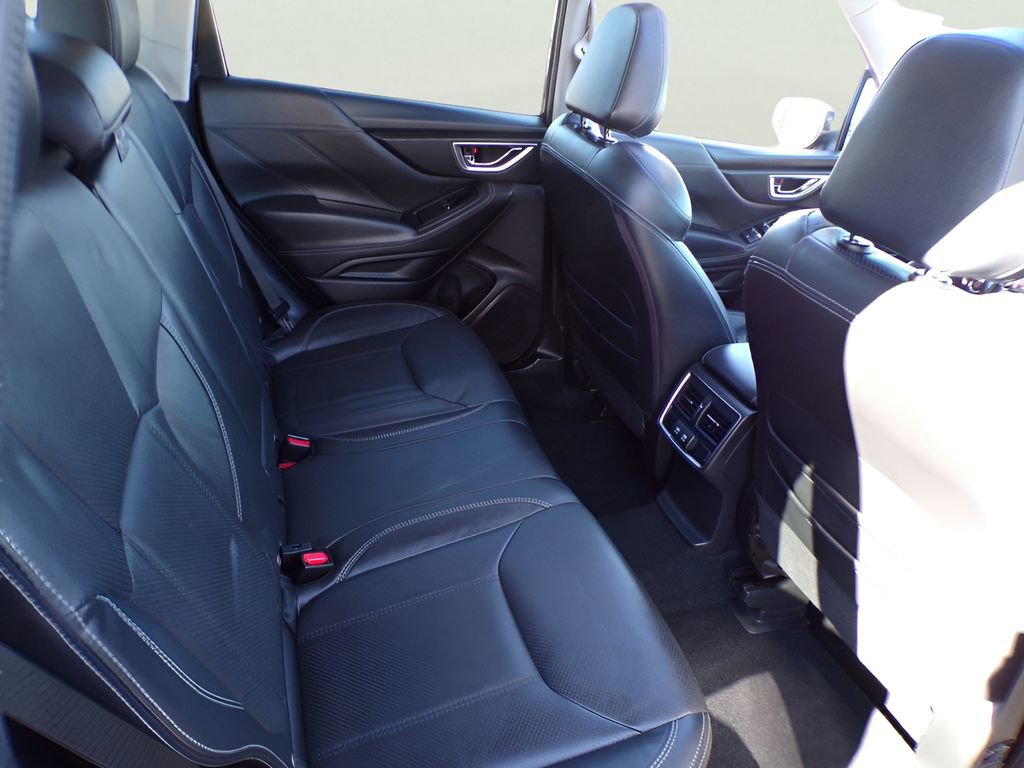 Used 2019 Subaru Forester Limited image 15
