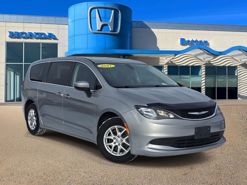 Used 2017 Chrysler Pacifica Touring