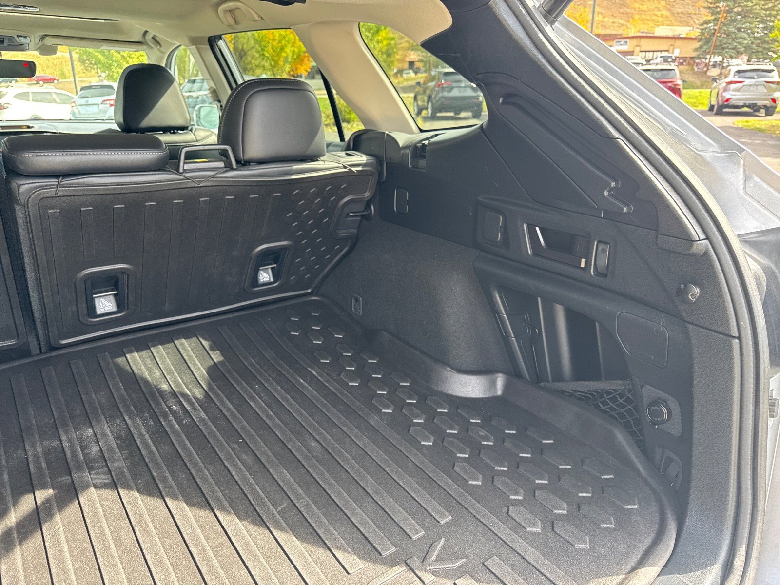 Used 2022 Subaru Outback Limited image 11