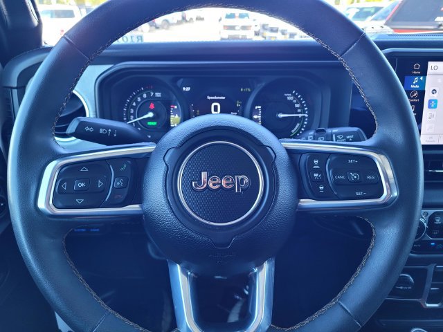 Used 2024 Jeep Wrangler Unlimited Sahara AWD/4WD image 25