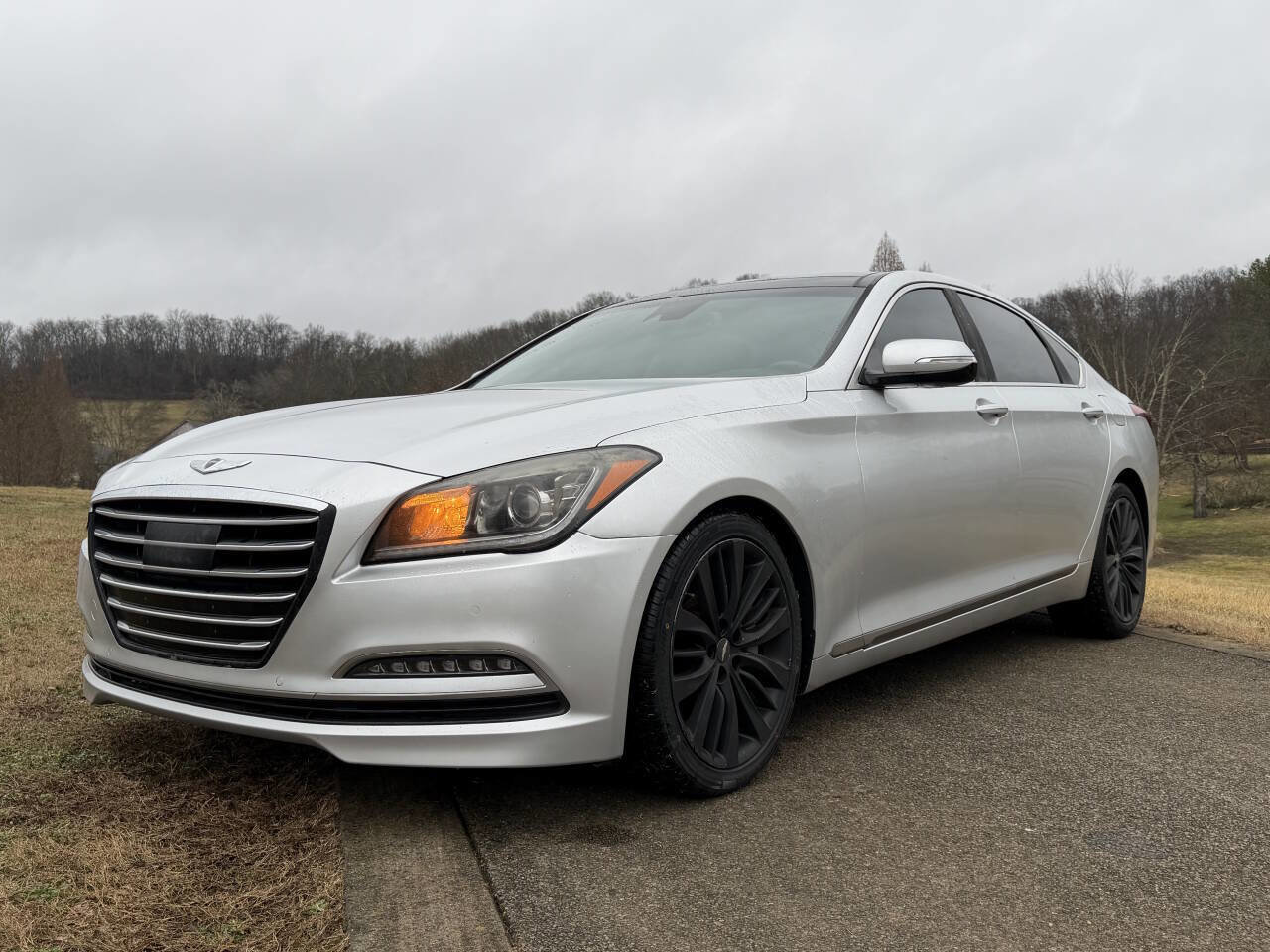 Used 2015 Hyundai Genesis 5.0 image 6
