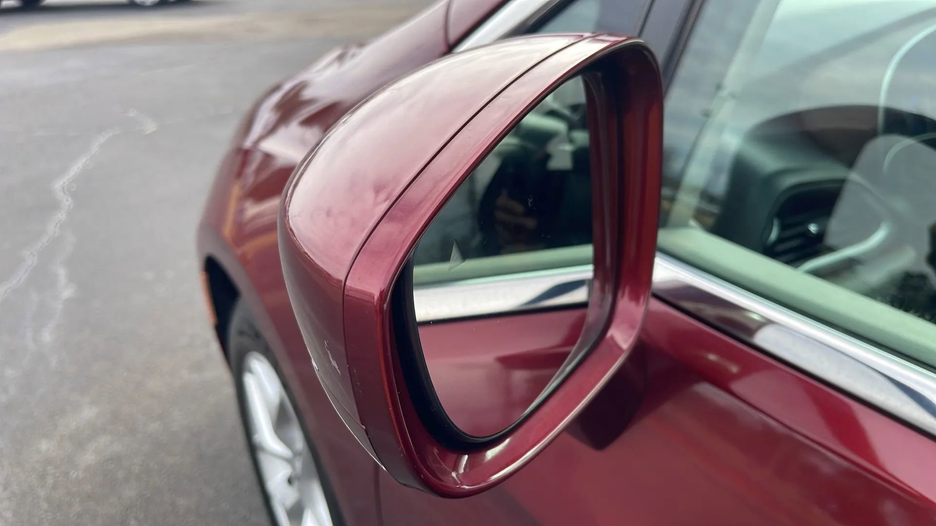 Used 2019 Chrysler Pacifica Touring Plus w/ Tire & Wheel Group image 18