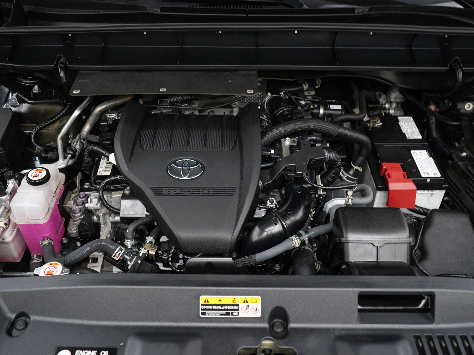 Used 2024 Toyota Highlander Limited AWD/4WD image 35