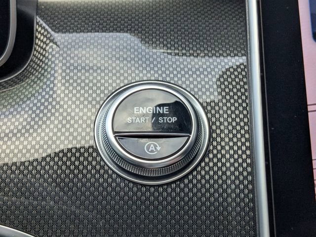 Used 2024 Mercedes-Benz C 43 AMG 4MATIC Sedan image 30