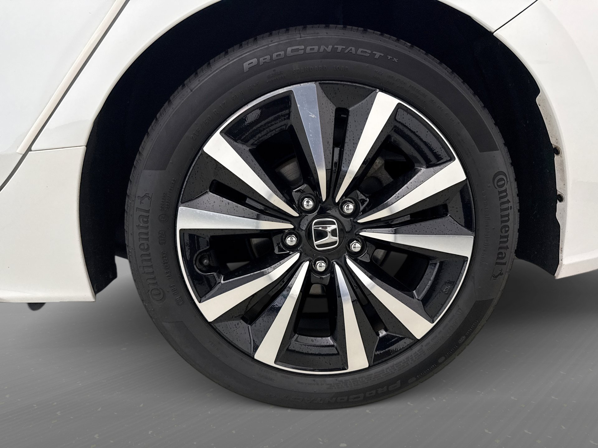 Used 2024 Honda Civic EX-L image 21