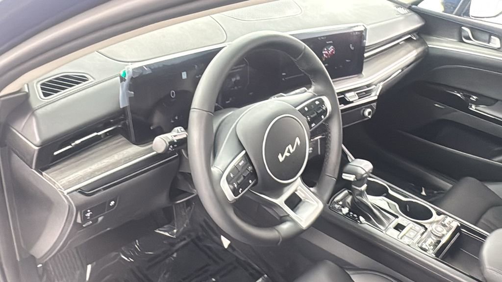 New 2026 Kia K5 EX image 33